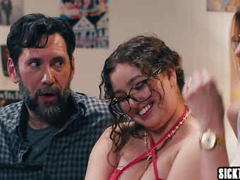 Animal sexs zoo porn ıki kiz arkadas filmi acik sahneleri sorarken resmi